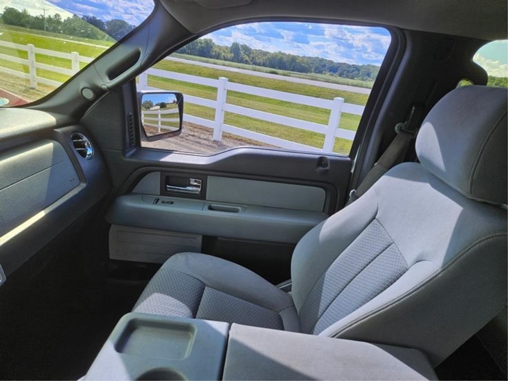 2012-ford-f150-xlt-image-41
