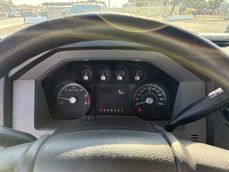2012-ford-f550-image-16