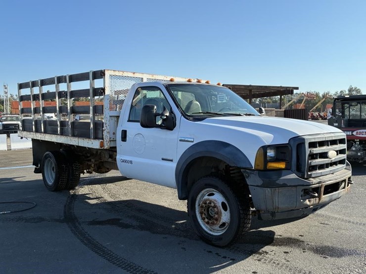 2006-ford-f550-image-2