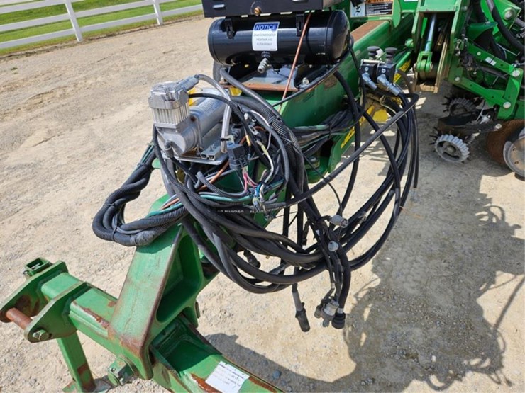 #225-•-westfield-130-71-13"-grain-auger-image-15