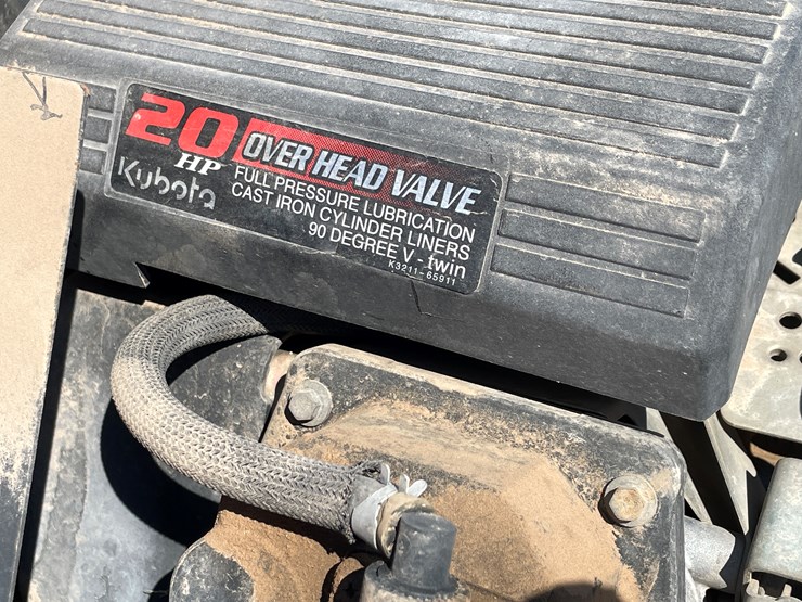 #2005-•-kubota-zero-turn-mower-image-31