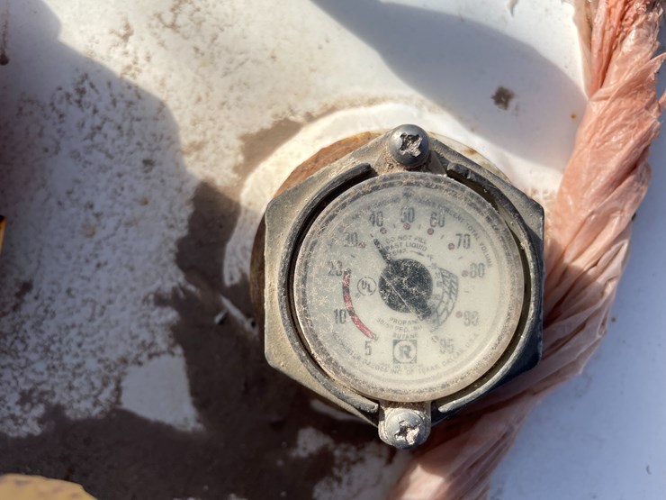 #3732-•-propane-tank-(las-cruces,-nm)-image-4