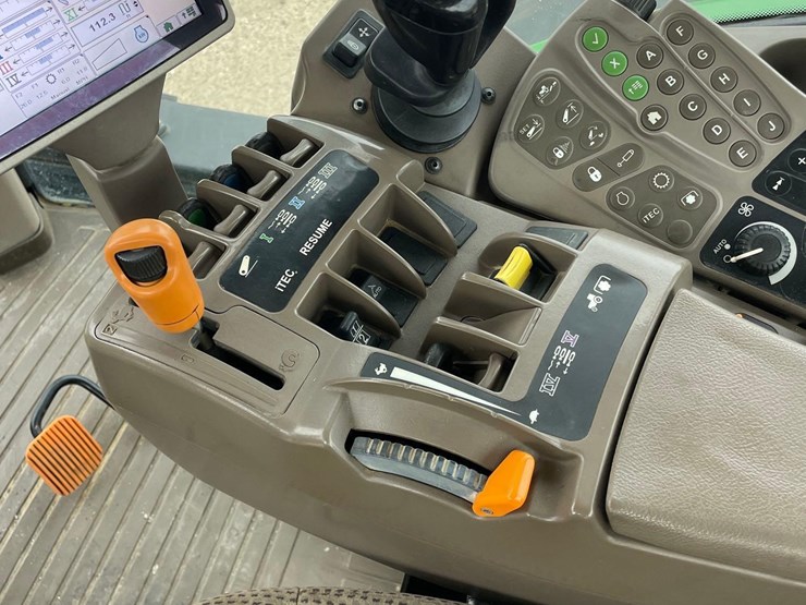 2012-john-deere-7280r-image-35