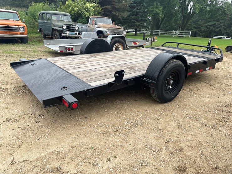 #164-•-2023-pj-tilt-top-16'-utility-trailer-(has-wi-title)-image-4