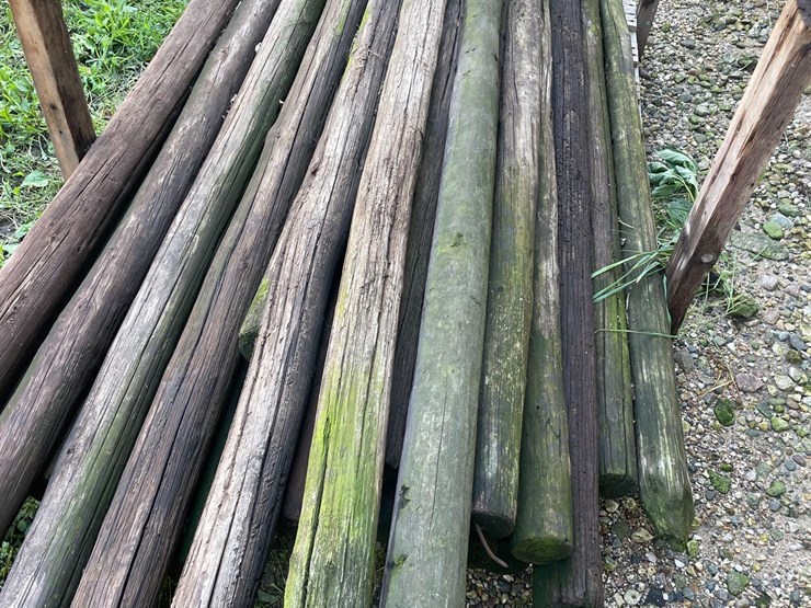 pallet-of-round-poles-image-5