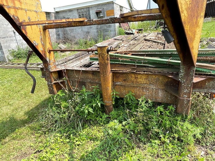 #5459-•-1975-dyna-weld-fifth-wheel-tir-axle-trailer-(has-wi-title)-image-12