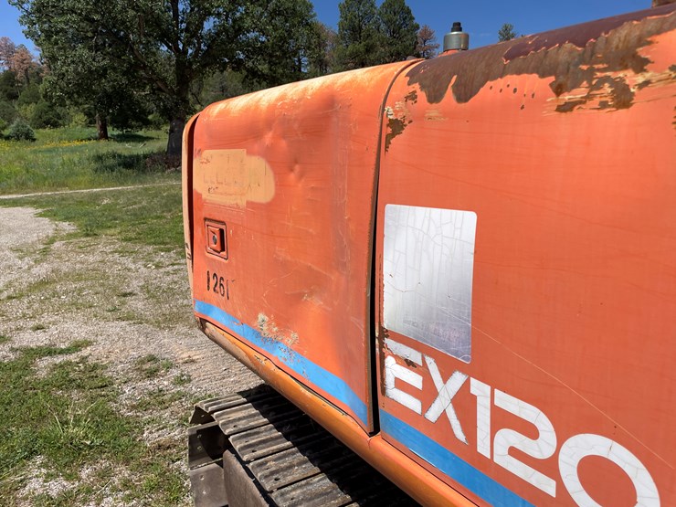 hitachi-ex120-image-17