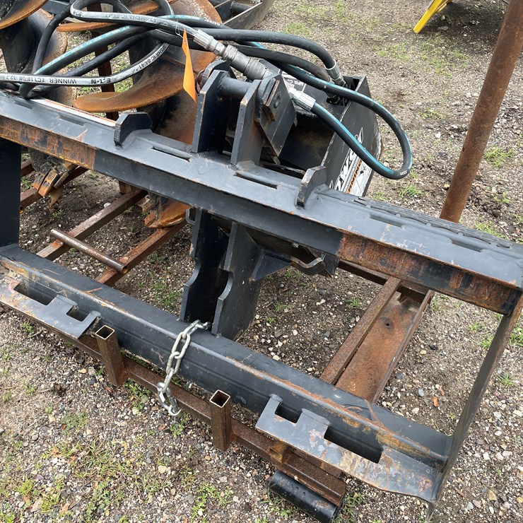 #200 • Lowe 1650 Skid Steer Auger
