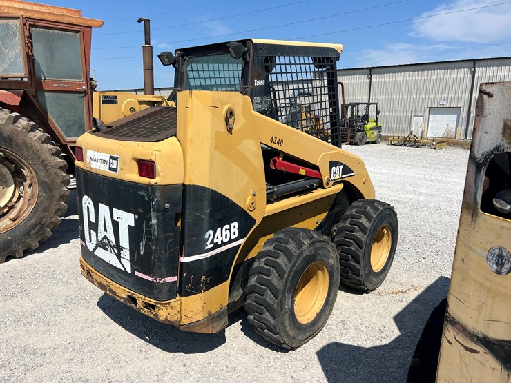 caterpillar-246b-image-6