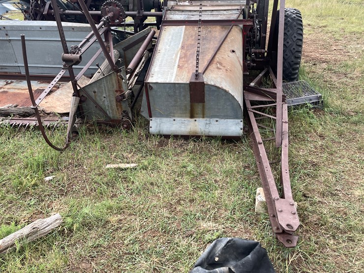 #3501-•-vintage-oliver-combine-(wagon-mound,-nm)-image-9