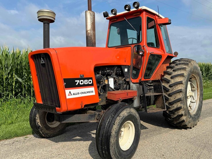 1980-allis-chalmers-7060-image-5