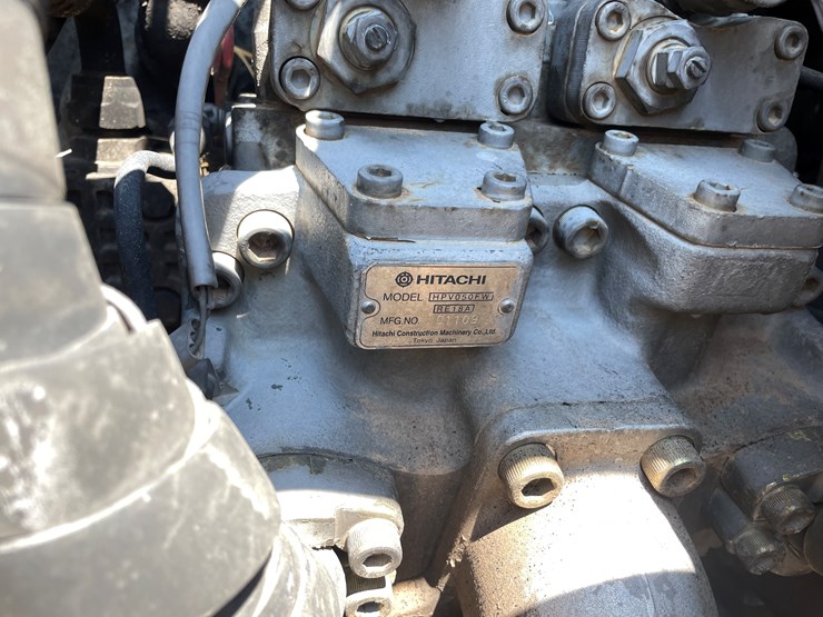 hitachi-ex120-image-19