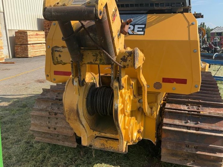 2017-deere-450k-lgp-image-30