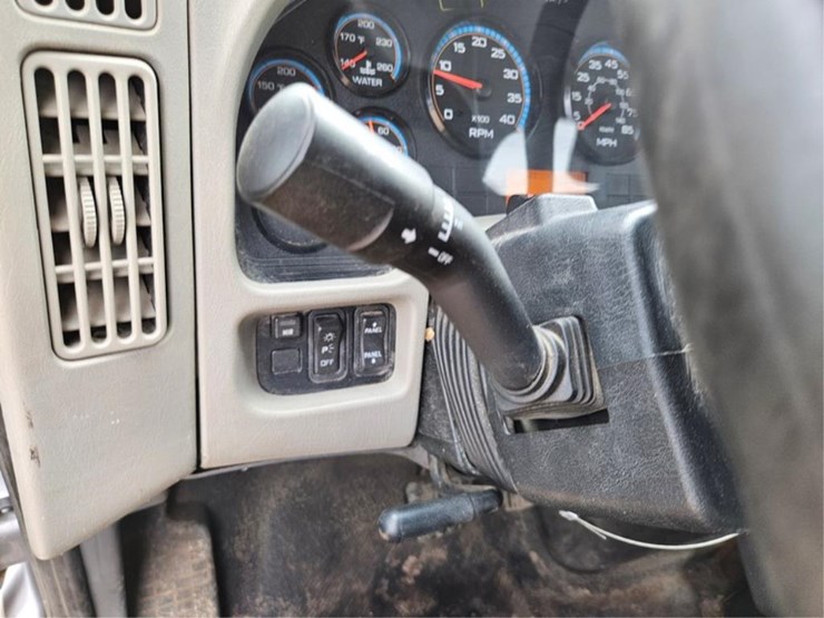 #318-•-2013-ih-7000-work-star-dump-truck-image-39