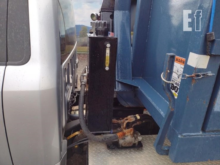 2019-ford-f550-image-21