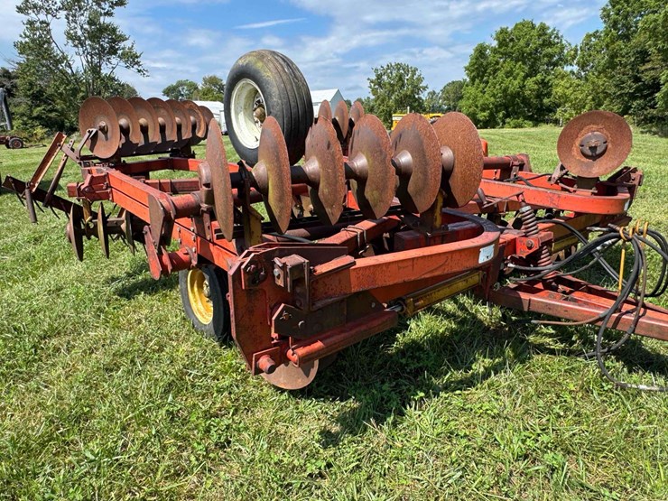 kewanee-20’-wing-fold-disk-image-1