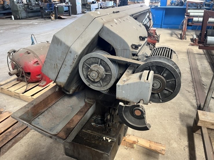 summit-500sa-super-horizontal-band-saw-image-4