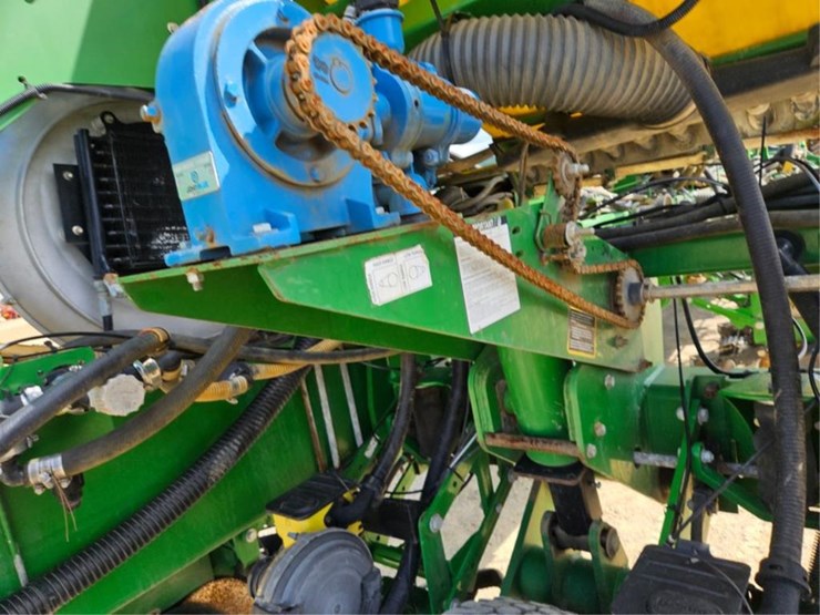 #225-•-westfield-130-71-13"-grain-auger-image-63