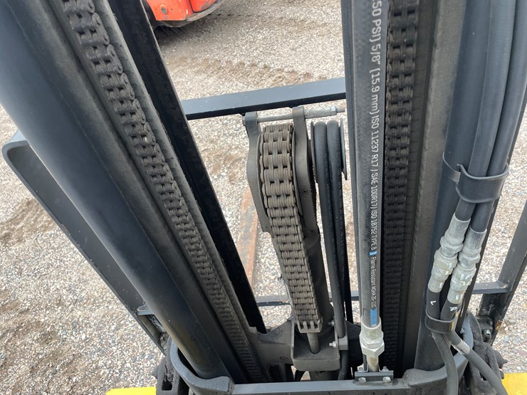#140-•-2016-yale-glp040-lp-gas-4,000-lb-forklift-image-19