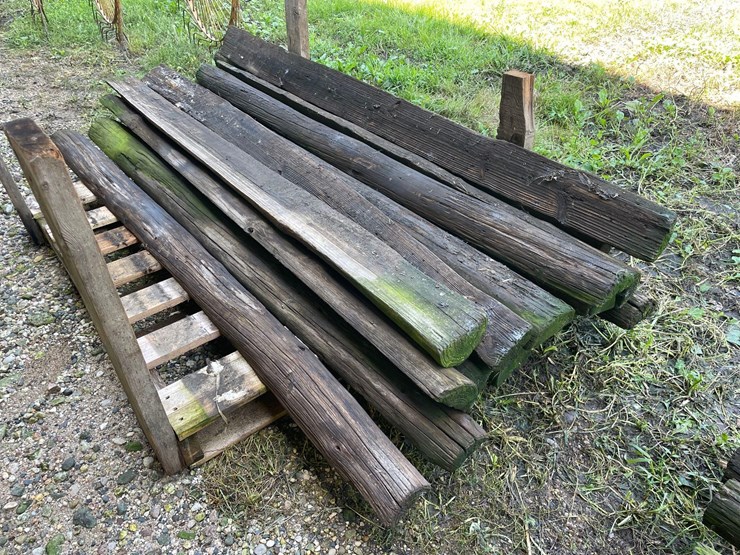 approx-16-half-round-poles-image-2