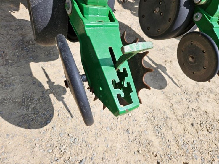 #225-•-westfield-130-71-13"-grain-auger-image-41