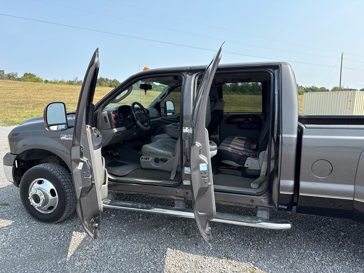 2006-ford-f350-image-14