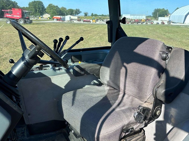 case-ih-8940-image-71