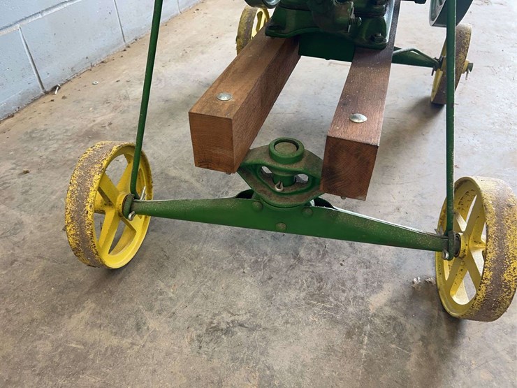 john-deere-e-1-1/2hp-engine-image-23
