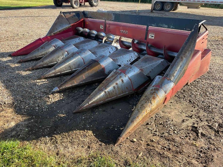 case-ih-1063-image-1
