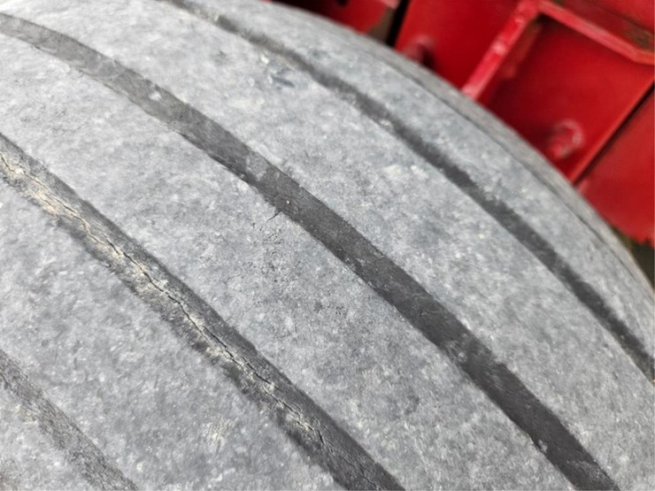 case-ih-8460-image-28