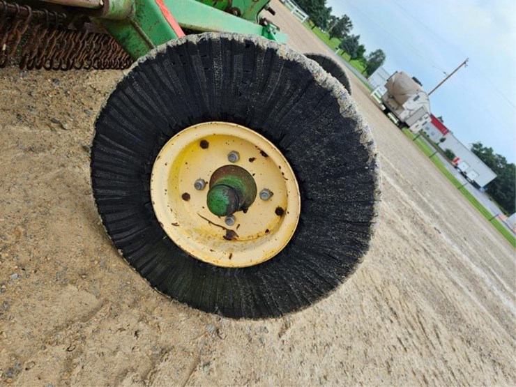 john-deere-1018-image-21