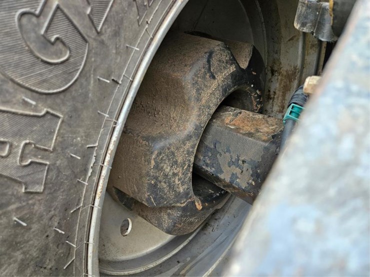 case-ih-mx285-image-63