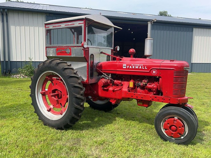 1948-farmall-h-with-automatic-cab-image-7