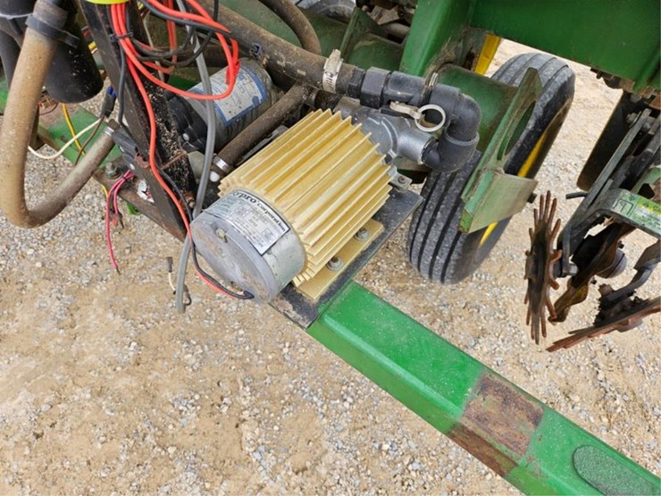 john-deere-7200-image-19