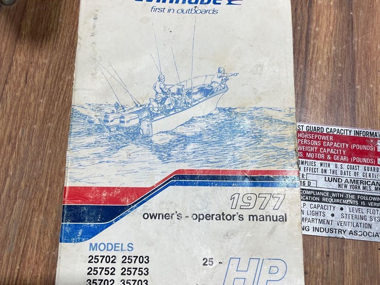 1979-lund-16ft-mister-pike-fishing-boat-image-18