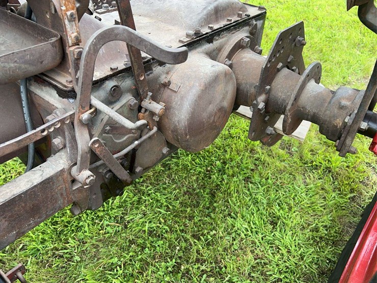 farmall-f12-image-52
