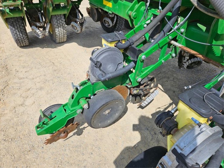#225-•-westfield-130-71-13"-grain-auger-image-29
