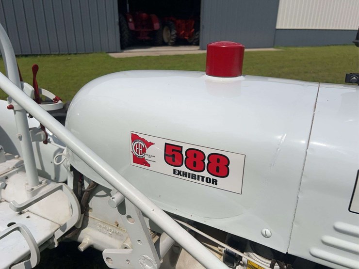 farmall-cub-demonstrator-image-32