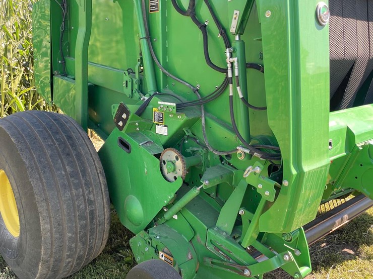 2013-john-deere-569-premium-image-24