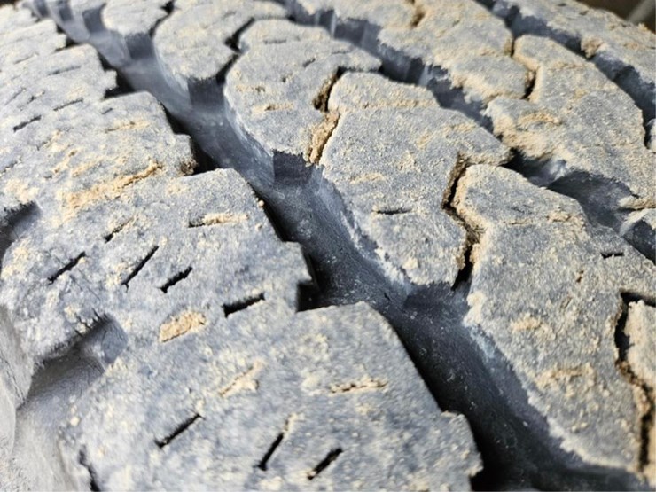 2011-ford-f350-image-50
