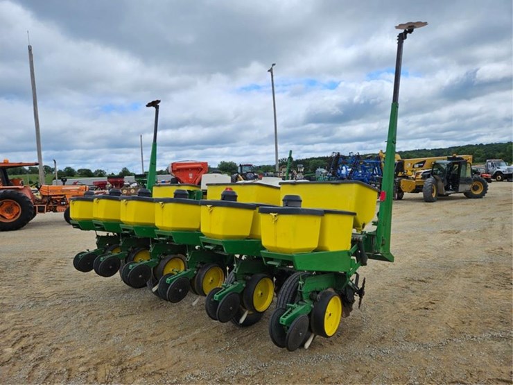 john-deere-7200-image-5