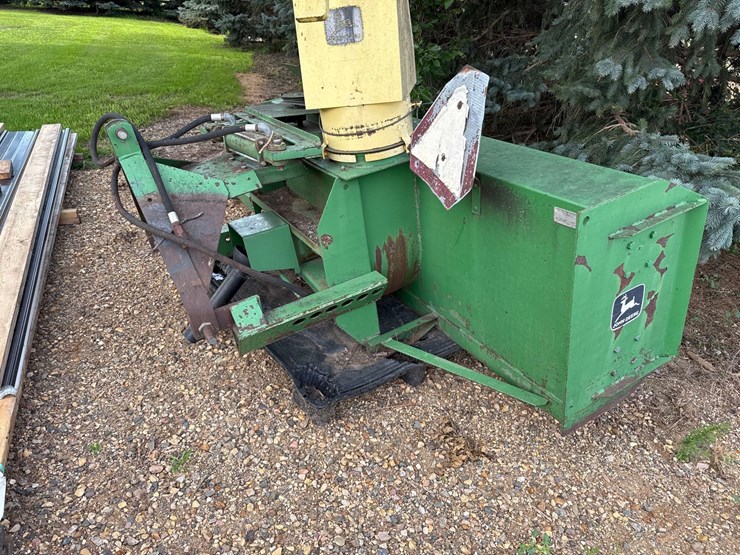 john-deere-3pt-7ft-snowblower-image-3