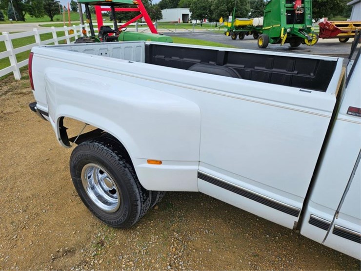 1988-gmc-3500-image-16