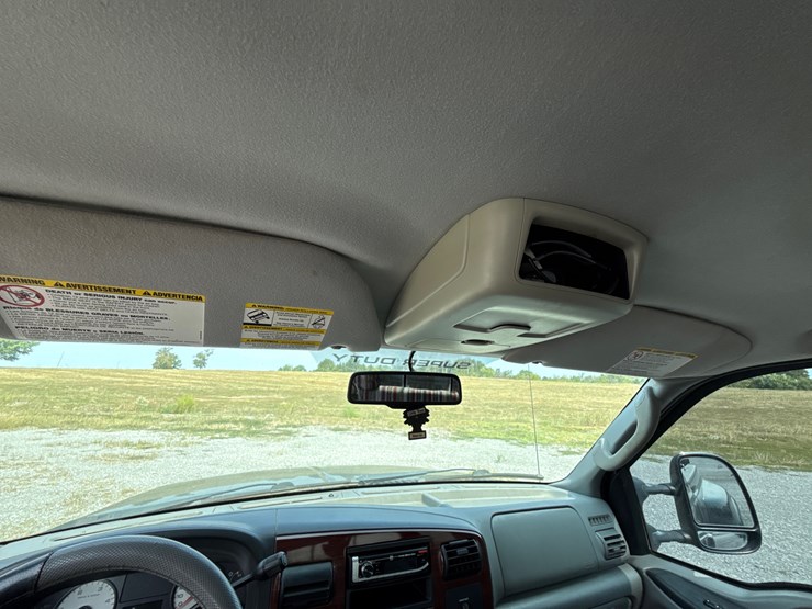 2006-ford-f350-image-18
