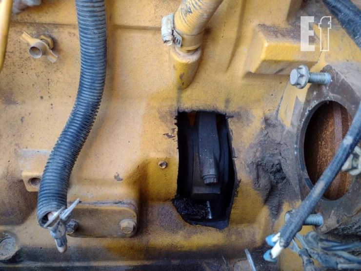 deere-650h-image-42