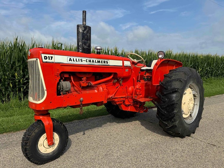 1963-allis-chalmers-d17-image-17