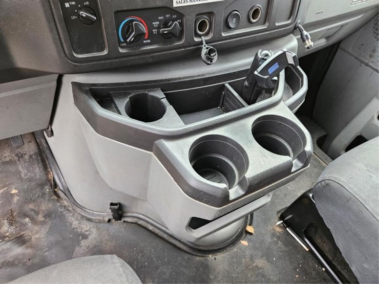 2019-ford-e450-image-43