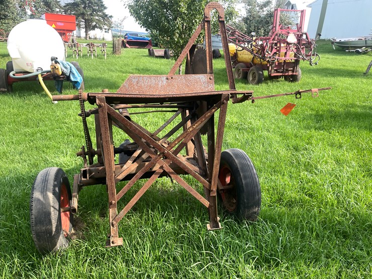 #5478-•-new-idea-pto-driven-buzz-saw-image-7