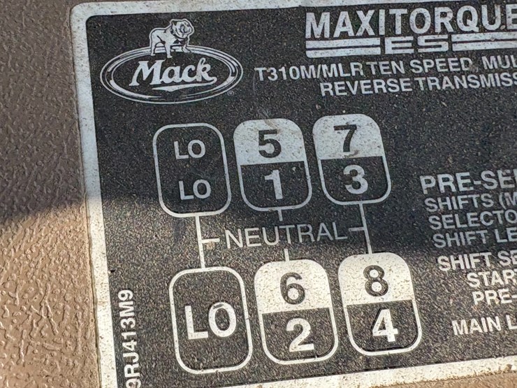 #157-•-#30525-•-2007-mack-cv-t/a-daycab-garbage-truck-vin:-1m2ag11c47m067004-image-92
