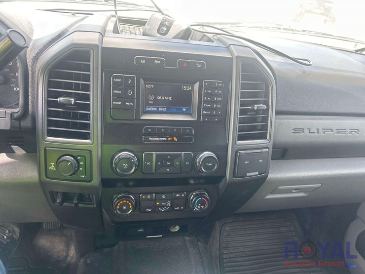2018-ford-f250-image-15
